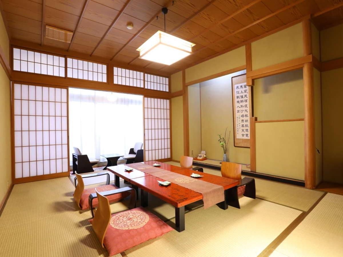 Kamiyamada Hotel Chikuma Екстериор снимка